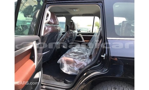 Buy Import Toyota Land Cruiser Black Car in Import - Dubai in Dhufar Buy Import Toyota Land Cruiser Black Car in Import - Dubai in Dhufar