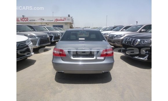 Buy Import Mercedes-Benz 250 Other Car in Import - Dubai in Dhufar Buy Import Mercedes-Benz 250 Other Car in Import - Dubai in Dhufar