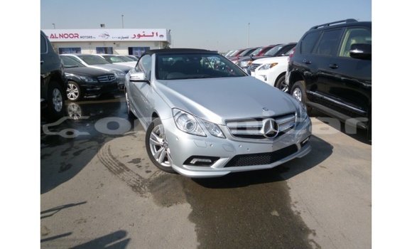 Buy Import Mercedes-Benz 250 Other Car in Import - Dubai in Dhufar Buy Import Mercedes-Benz 250 Other Car in Import - Dubai in Dhufar