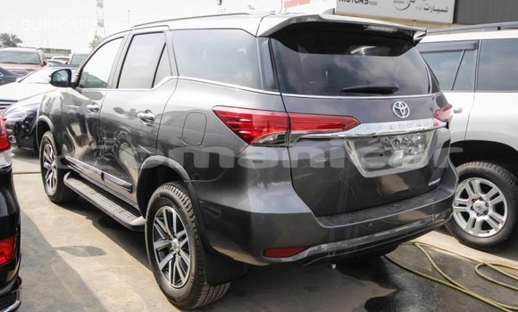 Buy Import Toyota Fortuner Other Car in Import - Dubai in Dhufar Buy Import Toyota Fortuner Other Car in Import - Dubai in Dhufar