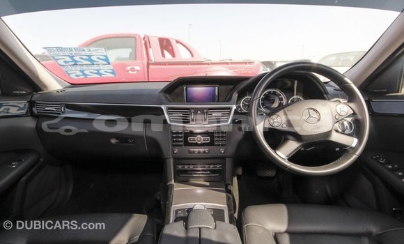 Buy Import Mercedes-Benz 200 White Car in Import - Dubai in Dhufar Buy Import Mercedes-Benz 200 White Car in Import - Dubai in Dhufar