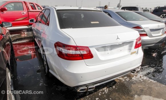 Buy Import Mercedes-Benz 200 White Car in Import - Dubai in Dhufar Buy Import Mercedes-Benz 200 White Car in Import - Dubai in Dhufar