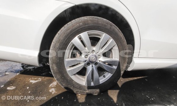 Buy Import Mercedes-Benz 200 White Car in Import - Dubai in Dhufar Buy Import Mercedes-Benz 200 White Car in Import - Dubai in Dhufar