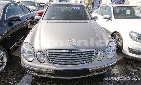 Buy Import Mercedes-Benz 200 Other Car in Import - Dubai in Dhufar Buy Import Mercedes-Benz 200 Other Car in Import - Dubai in Dhufar