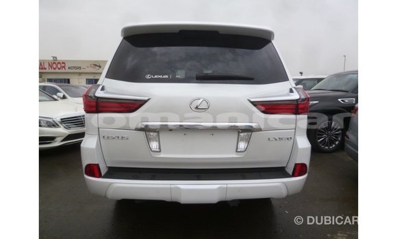 Buy Import Lexus LX White Car in Import - Dubai in Dhufar Buy Import Lexus LX White Car in Import - Dubai in Dhufar