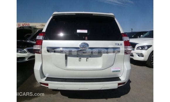 Buy Import Toyota Prado White Car in Import - Dubai in Dhufar Buy Import Toyota Prado White Car in Import - Dubai in Dhufar