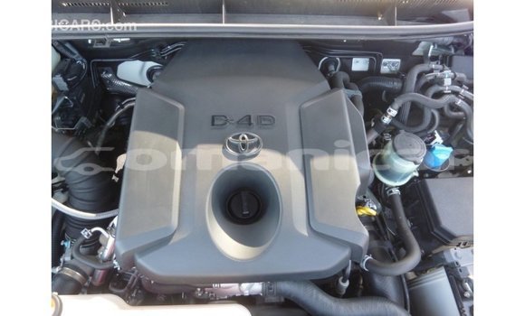 Buy Import Toyota Prado White Car in Import - Dubai in Dhufar Buy Import Toyota Prado White Car in Import - Dubai in Dhufar