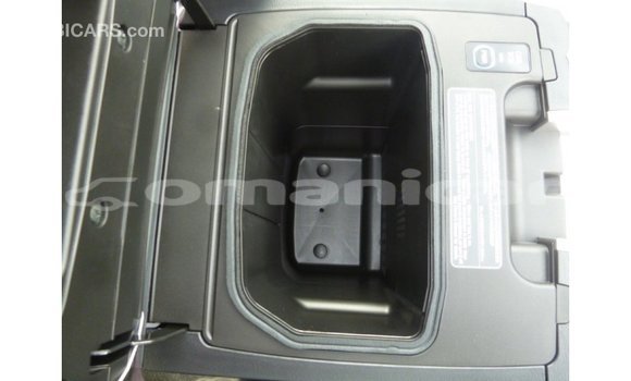 Buy Import Toyota Land Cruiser Other Car in Import - Dubai in Dhufar Buy Import Toyota Land Cruiser Other Car in Import - Dubai in Dhufar