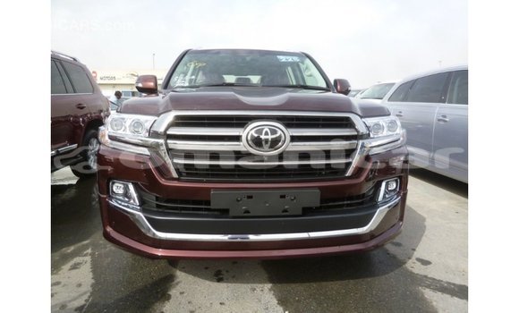 Buy Import Toyota Land Cruiser Other Car in Import - Dubai in Dhufar Buy Import Toyota Land Cruiser Other Car in Import - Dubai in Dhufar