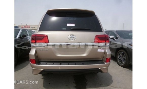 Buy Import Toyota Land Cruiser Other Car in Import - Dubai in Dhufar Buy Import Toyota Land Cruiser Other Car in Import - Dubai in Dhufar