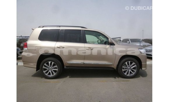 Buy Import Toyota Land Cruiser Other Car in Import - Dubai in Dhufar Buy Import Toyota Land Cruiser Other Car in Import - Dubai in Dhufar