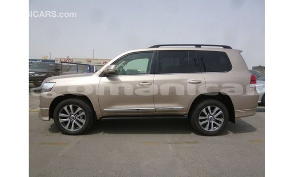 Buy Import Toyota Land Cruiser Other Car in Import - Dubai in Dhufar Buy Import Toyota Land Cruiser Other Car in Import - Dubai in Dhufar