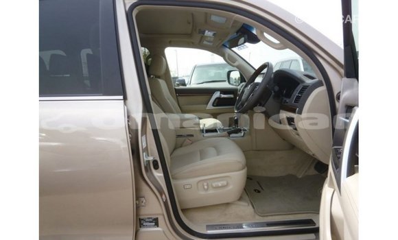 Buy Import Toyota Land Cruiser Other Car in Import - Dubai in Dhufar Buy Import Toyota Land Cruiser Other Car in Import - Dubai in Dhufar