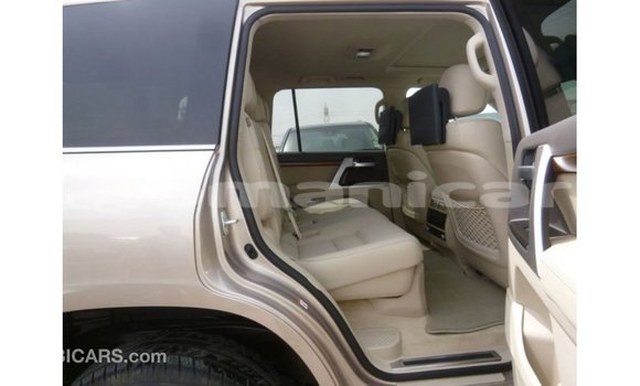 Buy Import Toyota Land Cruiser Other Car in Import - Dubai in Dhufar Buy Import Toyota Land Cruiser Other Car in Import - Dubai in Dhufar