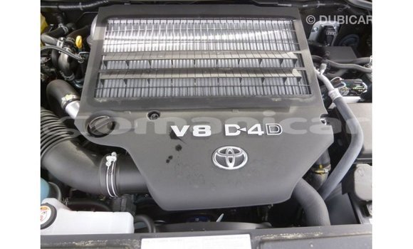 Buy Import Toyota Land Cruiser Black Car in Import - Dubai in Dhufar Buy Import Toyota Land Cruiser Black Car in Import - Dubai in Dhufar