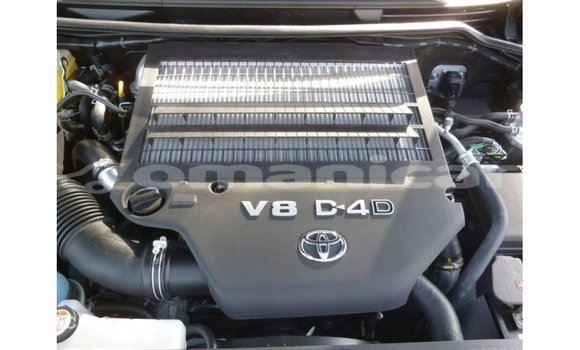 Buy Import Toyota Land Cruiser Black Car in Import - Dubai in Dhufar Buy Import Toyota Land Cruiser Black Car in Import - Dubai in Dhufar