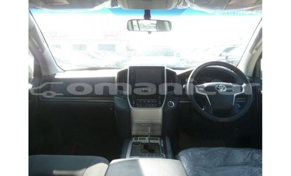 Buy Import Toyota Land Cruiser Other Car in Import - Dubai in Dhufar Buy Import Toyota Land Cruiser Other Car in Import - Dubai in Dhufar