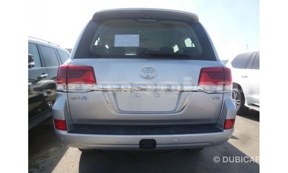 Buy Import Toyota Land Cruiser Other Car in Import - Dubai in Dhufar Buy Import Toyota Land Cruiser Other Car in Import - Dubai in Dhufar