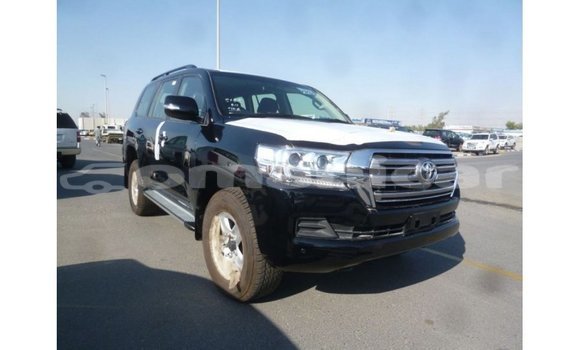 Buy Import Toyota Land Cruiser Black Car in Import - Dubai in Dhufar Buy Import Toyota Land Cruiser Black Car in Import - Dubai in Dhufar