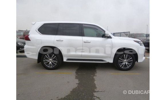 Buy Import Lexus LX White Car in Import - Dubai in Dhufar Buy Import Lexus LX White Car in Import - Dubai in Dhufar