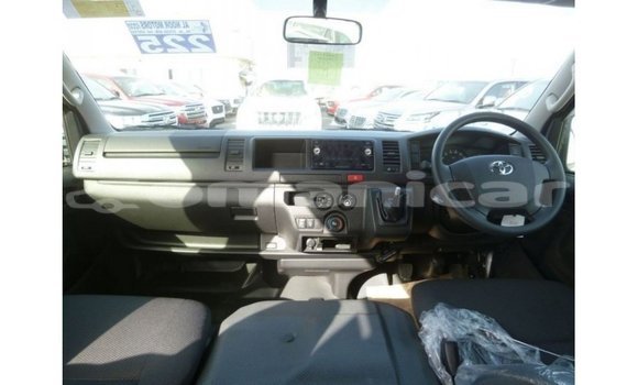 Buy Import Toyota Hiace White Car in Import - Dubai in Dhufar Buy Import Toyota Hiace White Car in Import - Dubai in Dhufar