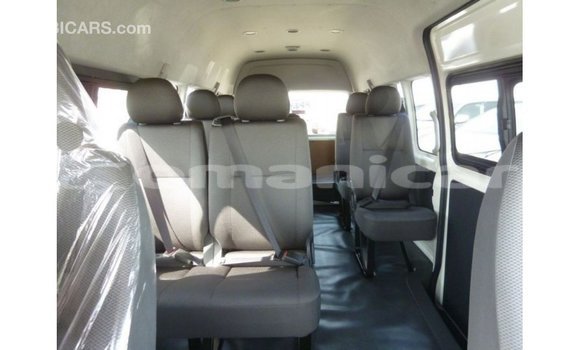 Buy Import Toyota Hiace White Car in Import - Dubai in Dhufar Buy Import Toyota Hiace White Car in Import - Dubai in Dhufar