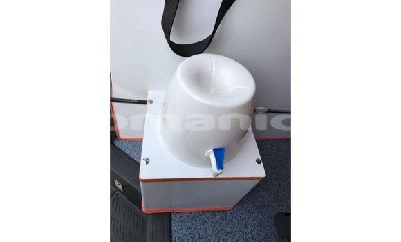 Buy Import Toyota Hiace White Car in Import - Dubai in Dhufar Buy Import Toyota Hiace White Car in Import - Dubai in Dhufar