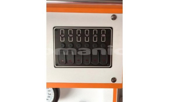 Buy Import Toyota Hiace White Car in Import - Dubai in Dhufar Buy Import Toyota Hiace White Car in Import - Dubai in Dhufar