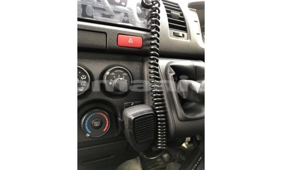 Buy Import Toyota Hiace White Car in Import - Dubai in Dhufar Buy Import Toyota Hiace White Car in Import - Dubai in Dhufar