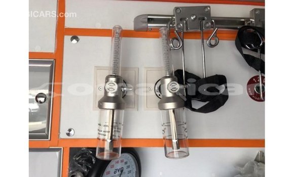 Buy Import Toyota Hiace White Car in Import - Dubai in Dhufar Buy Import Toyota Hiace White Car in Import - Dubai in Dhufar