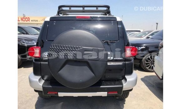 Buy Import Toyota FJ Cruiser Black Car in Import - Dubai in Dhufar Buy Import Toyota FJ Cruiser Black Car in Import - Dubai in Dhufar