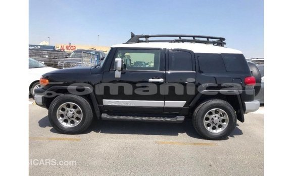 Buy Import Toyota FJ Cruiser Black Car in Import - Dubai in Dhufar Buy Import Toyota FJ Cruiser Black Car in Import - Dubai in Dhufar