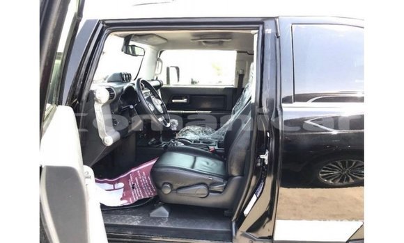Buy Import Toyota FJ Cruiser Black Car in Import - Dubai in Dhufar Buy Import Toyota FJ Cruiser Black Car in Import - Dubai in Dhufar