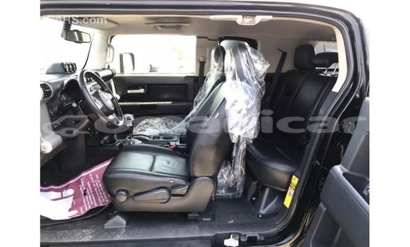 Buy Import Toyota FJ Cruiser Black Car in Import - Dubai in Dhufar Buy Import Toyota FJ Cruiser Black Car in Import - Dubai in Dhufar
