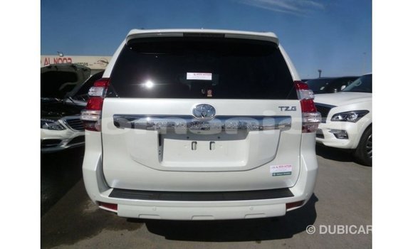 Buy Import Toyota Prado White Car in Import - Dubai in Dhufar Buy Import Toyota Prado White Car in Import - Dubai in Dhufar