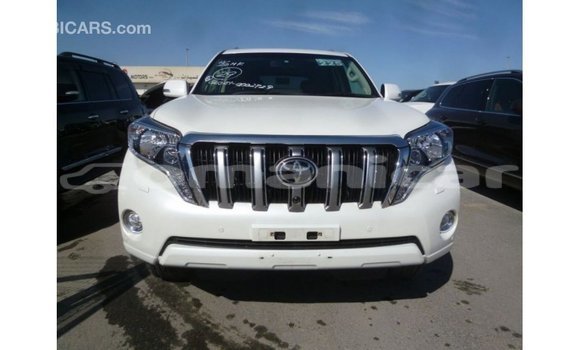 Buy Import Toyota Prado White Car in Import - Dubai in Dhufar Buy Import Toyota Prado White Car in Import - Dubai in Dhufar