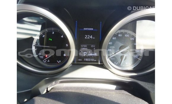 Buy Import Toyota Prado White Car in Import - Dubai in Dhufar Buy Import Toyota Prado White Car in Import - Dubai in Dhufar