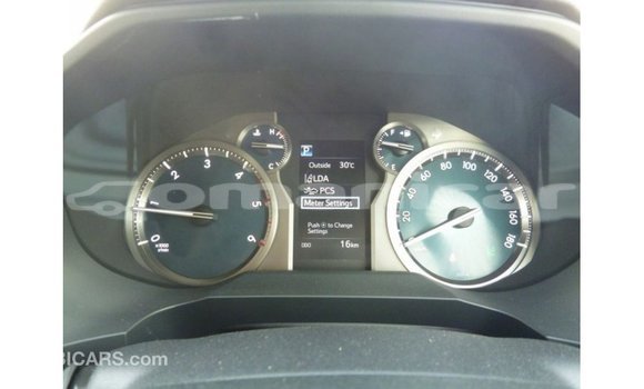 Buy Import Toyota Prado White Car in Import - Dubai in Dhufar Buy Import Toyota Prado White Car in Import - Dubai in Dhufar