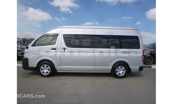 Buy Import Toyota Hiace Other Car in Import - Dubai in Dhufar Buy Import Toyota Hiace Other Car in Import - Dubai in Dhufar
