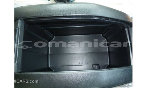 Buy Import Toyota Kluger White Car in Import - Dubai in Dhufar Buy Import Toyota Kluger White Car in Import - Dubai in Dhufar