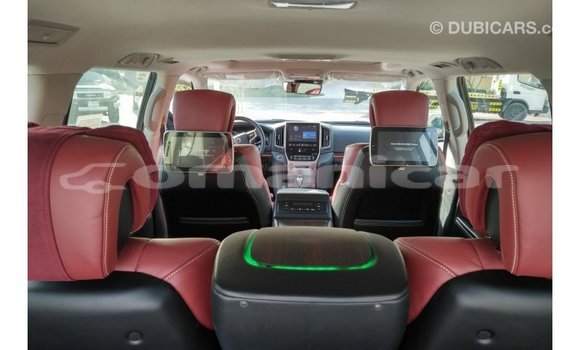 Buy Import Toyota Land Cruiser Black Car in Import - Dubai in Dhufar Buy Import Toyota Land Cruiser Black Car in Import - Dubai in Dhufar