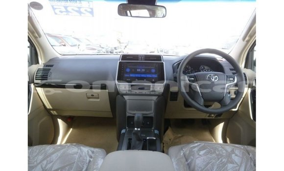 Buy Import Toyota Prado White Car in Import - Dubai in Dhufar Buy Import Toyota Prado White Car in Import - Dubai in Dhufar