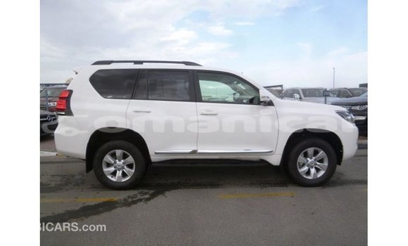 Buy Import Toyota Prado White Car in Import - Dubai in Dhufar Buy Import Toyota Prado White Car in Import - Dubai in Dhufar
