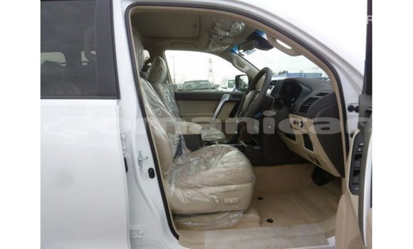 Buy Import Toyota Prado White Car in Import - Dubai in Dhufar Buy Import Toyota Prado White Car in Import - Dubai in Dhufar