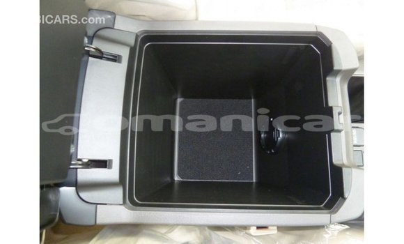 Buy Import Toyota Prado White Car in Import - Dubai in Dhufar Buy Import Toyota Prado White Car in Import - Dubai in Dhufar