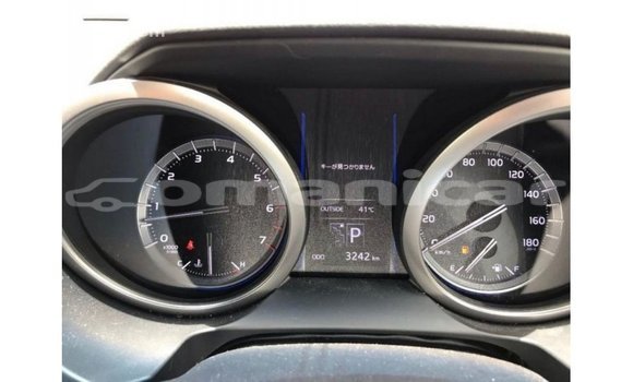 Buy Import Toyota Prado White Car in Import - Dubai in Dhufar Buy Import Toyota Prado White Car in Import - Dubai in Dhufar