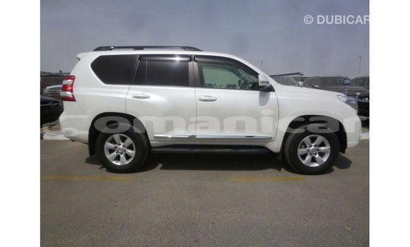 Buy Import Toyota Prado White Car in Import - Dubai in Dhufar Buy Import Toyota Prado White Car in Import - Dubai in Dhufar