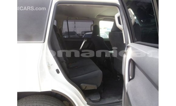 Buy Import Toyota Prado White Car in Import - Dubai in Dhufar Buy Import Toyota Prado White Car in Import - Dubai in Dhufar