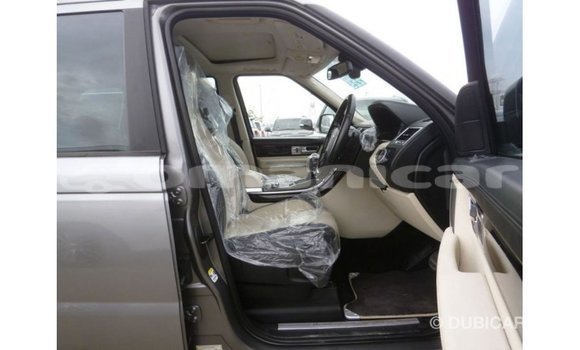 Buy Import Land Rover Range Rover Other Car in Import - Dubai in Dhufar Buy Import Land Rover Range Rover Other Car in Import - Dubai in Dhufar