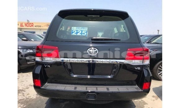 Buy Import Toyota Land Cruiser Black Car in Import - Dubai in Dhufar Buy Import Toyota Land Cruiser Black Car in Import - Dubai in Dhufar
